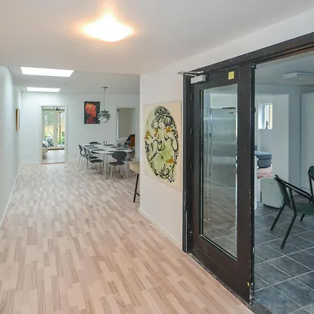 4 Bedroom Stunning In Glesborg